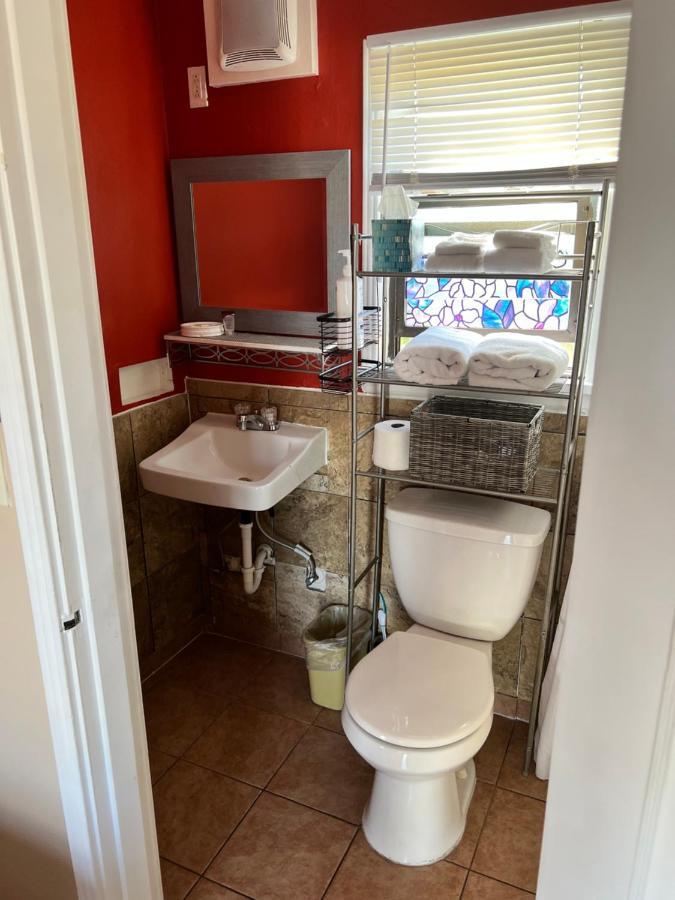 Great House Motel Sequim Bagian luar foto