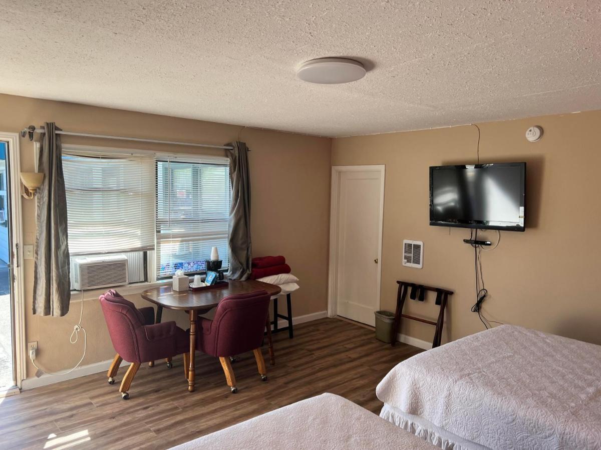 Great House Motel Sequim Bagian luar foto