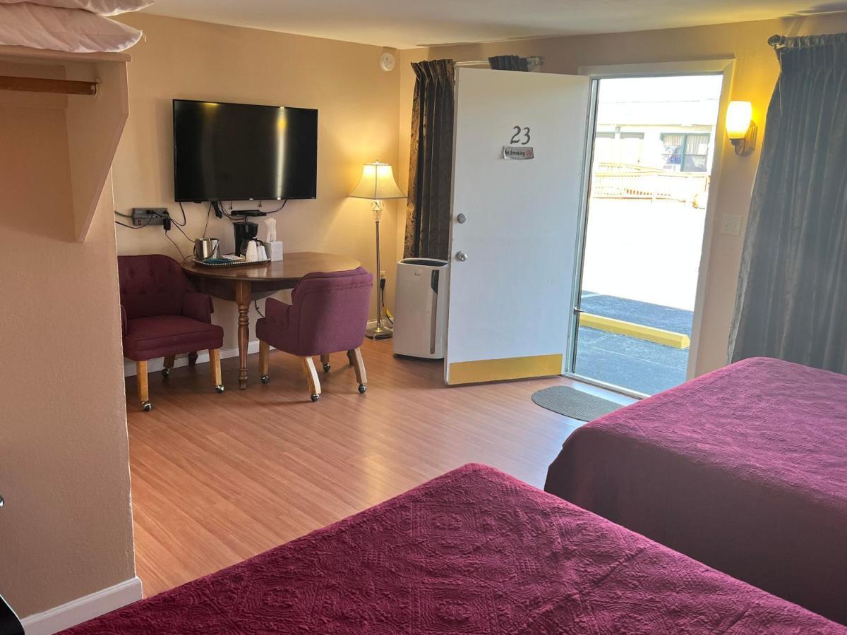Great House Motel Sequim Bagian luar foto